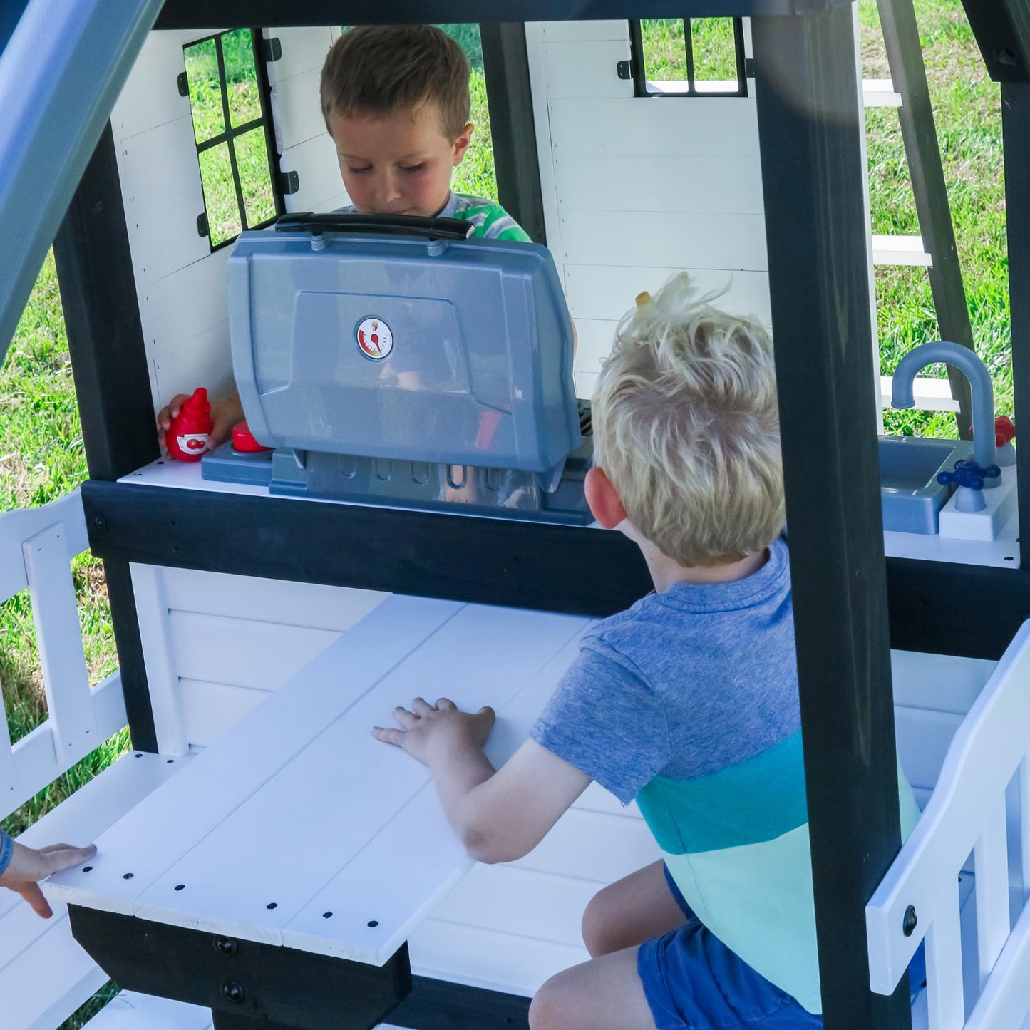 Backyard Discovery Canyon Creek Cedar Swing Set