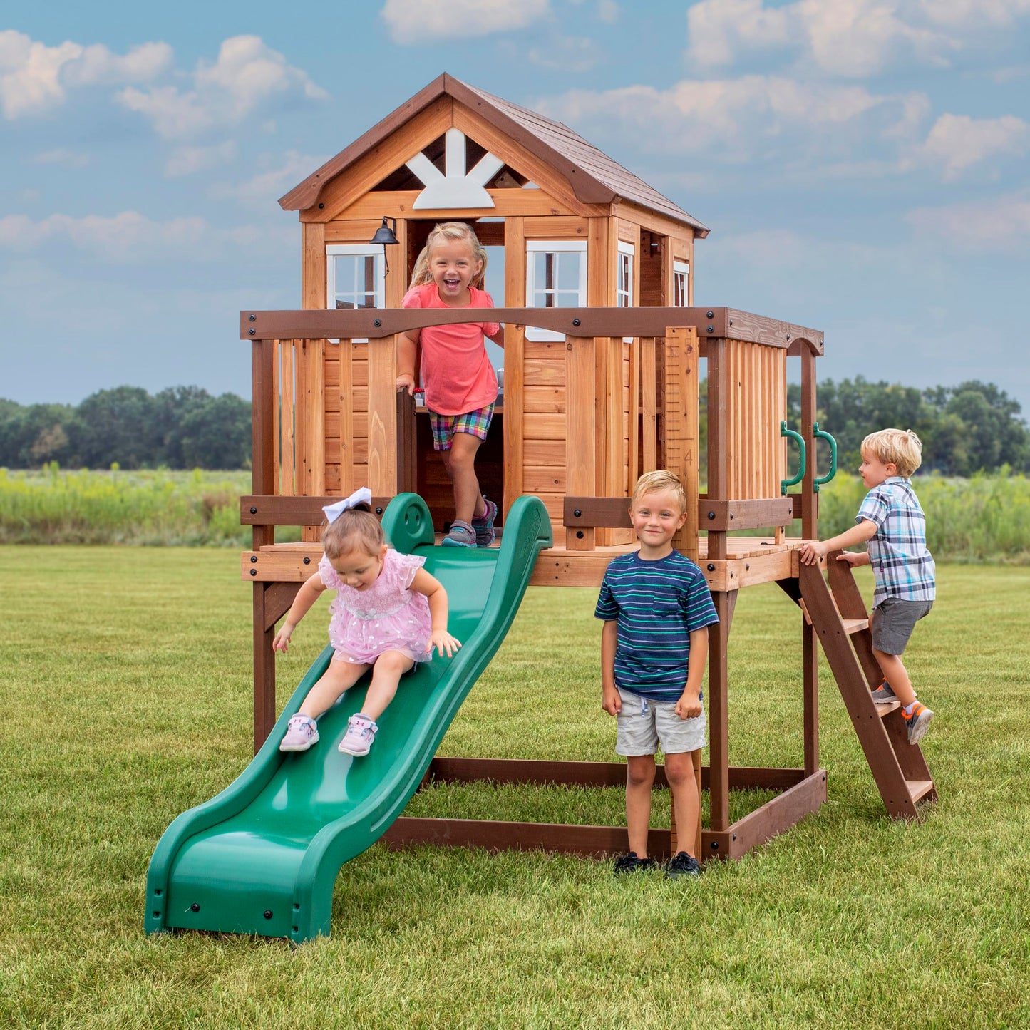 Backyard Discovery Echo Heights Cedar Kids Playhouse