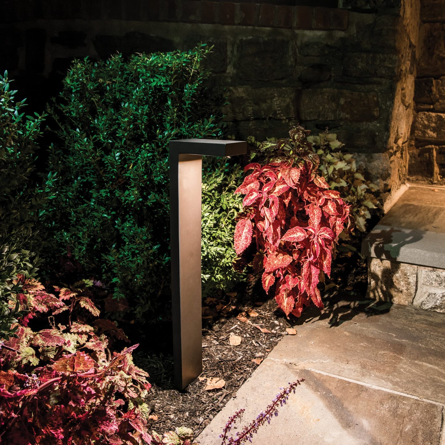 WAC Landscape LED Ledge Path Light – Black