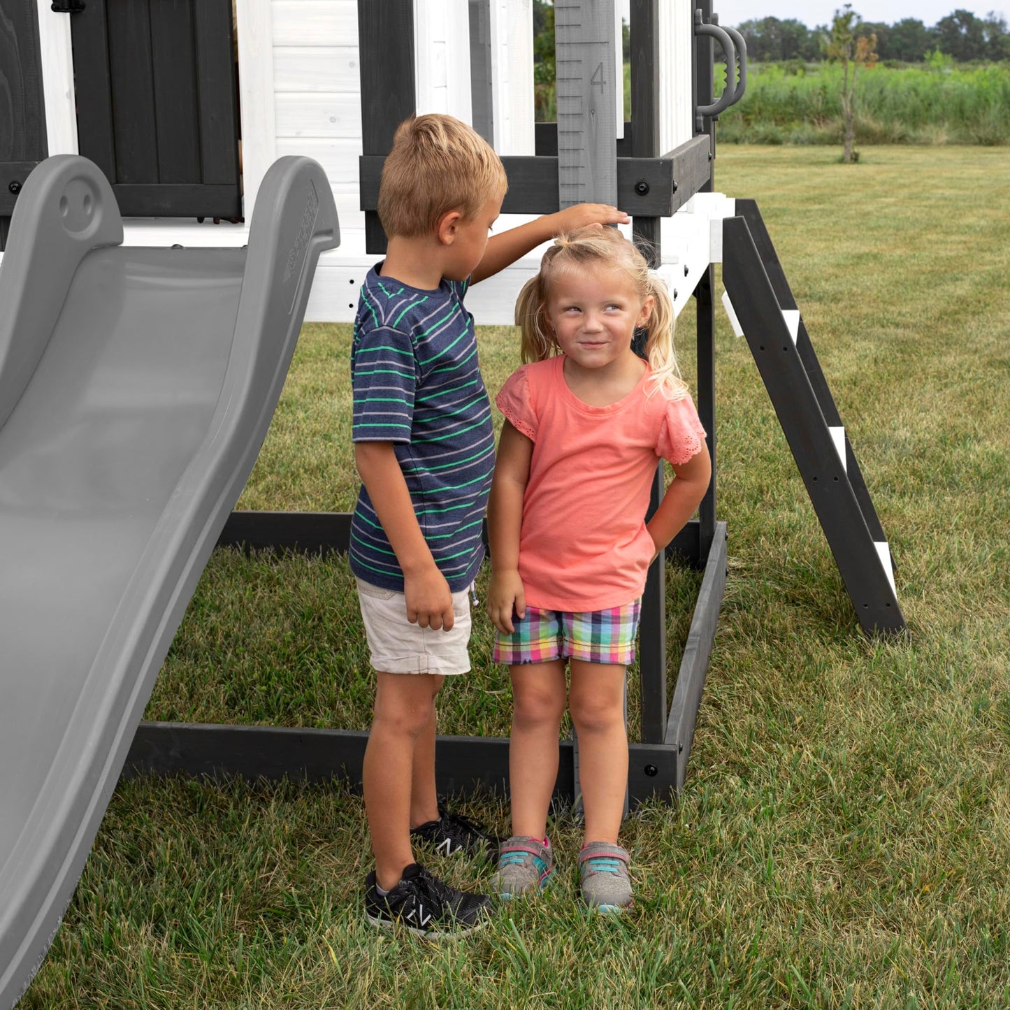 Backyard Discovery Echo Heights Cedar Kids Playhouse
